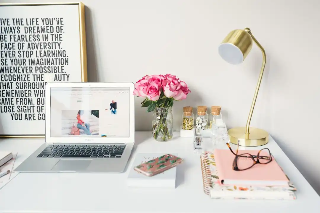 affiliate marketing blog with ai 9 Photo 1 Laptop 2 Keywords