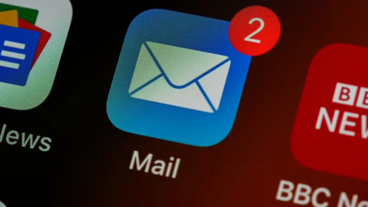 Email subject lines 1 blue and white logo guessing game